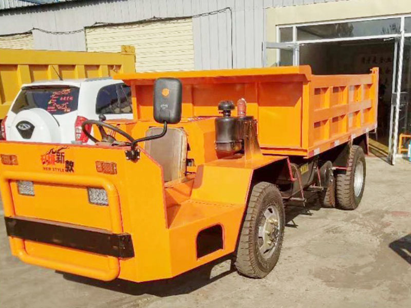 礦用運(yùn)輸車10噸