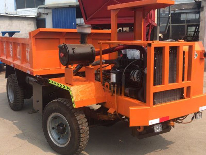 山東礦用運(yùn)輸車12噸