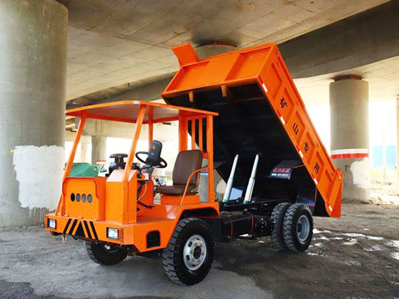 礦用運(yùn)輸車12噸