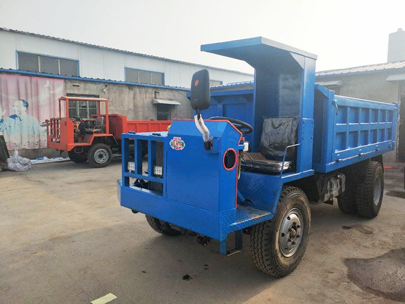 礦用運(yùn)輸車12噸