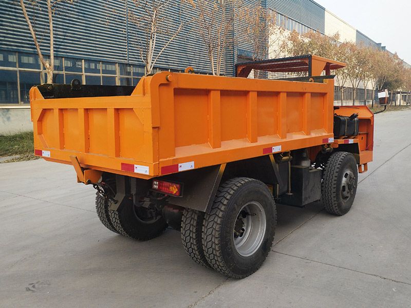 5噸礦用運(yùn)輸車