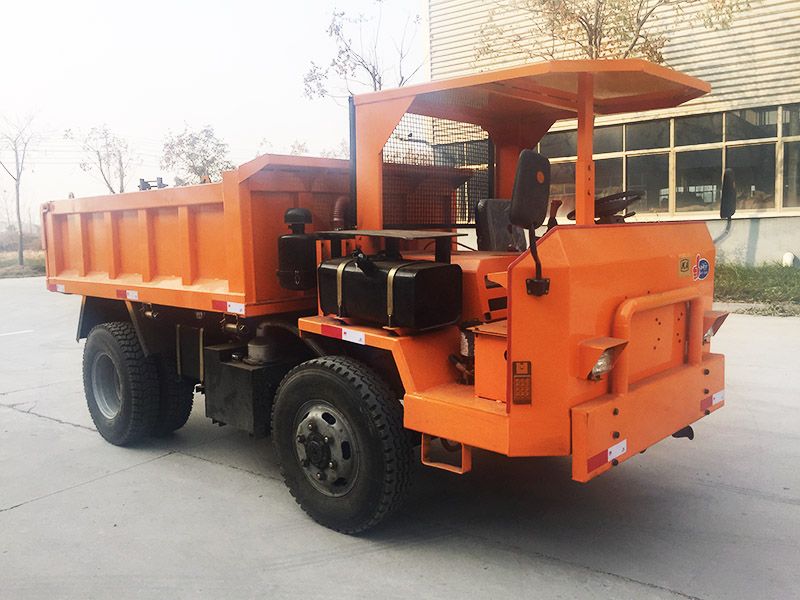 5噸礦用運(yùn)輸車